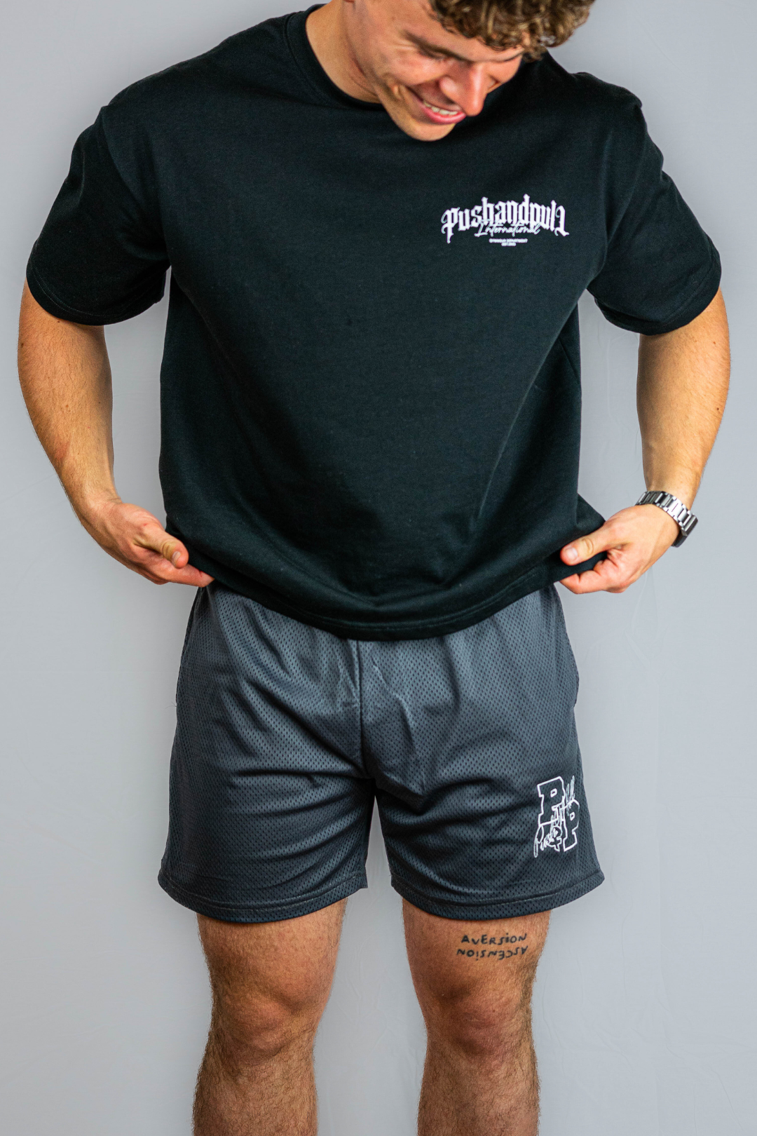 SIGNATURE MESH SHORTS